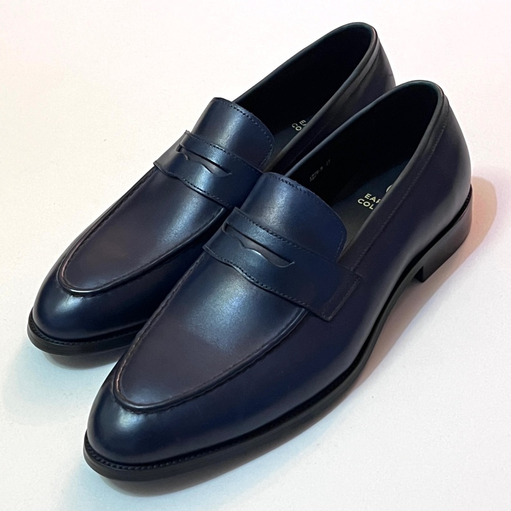 Earnest & Collective Blue Loafers with Smooth Leather and Polished Finish